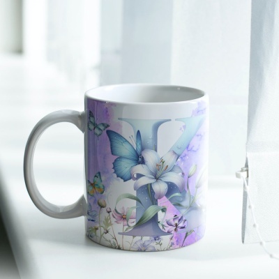 Caneca Alfabeto Borboleta Lilás