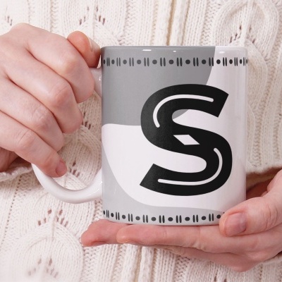 Caneca Alfabeto Geometrico