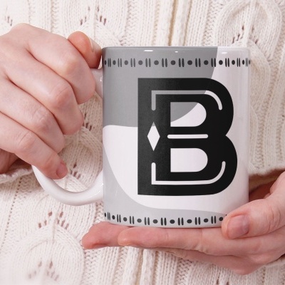 Caneca Alfabeto Geometrico