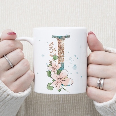 Caneca Alfabeto Floral Glitter