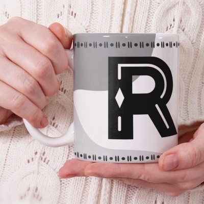 Caneca Alfabeto Geometrico