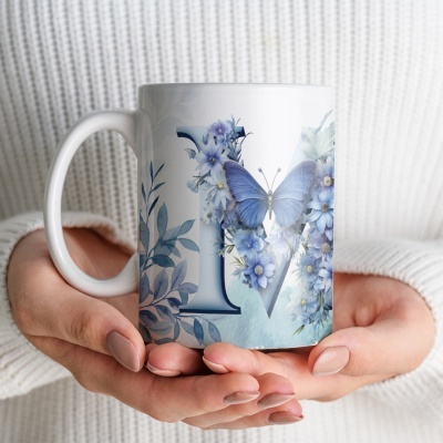 Caneca Alfabeto Floral Azul