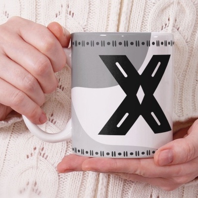 Caneca Alfabeto Geometrico