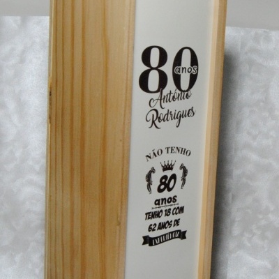 Caixa de Vinho Personalizada para Aniversários