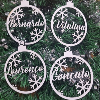 Bola de Natal Personalizada com Nome - Flocos de Neve