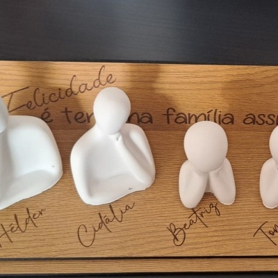 Conjunto de Decoração Família em Pó Cerâmico e MDF Personalizada