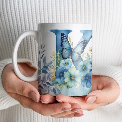 Caneca Alfabeto Floral Azul