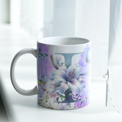 Caneca Alfabeto Borboleta Lilás