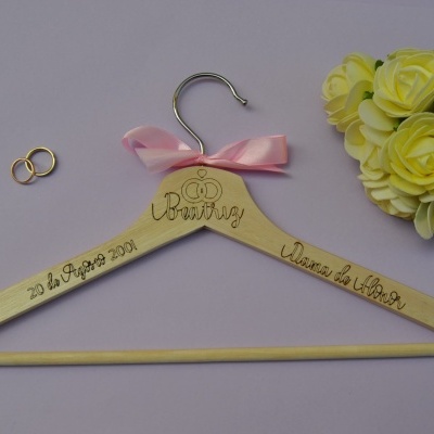 Cabide Madeira Personalizado Casamento