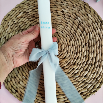 Vela batismo personalizada com laço em chiffon