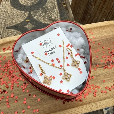 Conjunto colar e brincos Rosa
