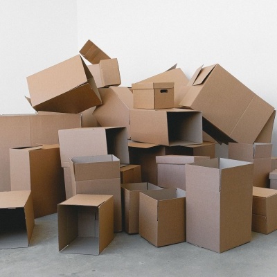 Onde comprar caixas de cartão grandes?