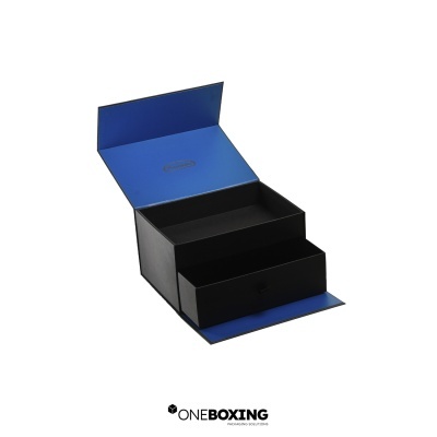 Embalagem expositor em cartão compacto, com interior personalizados