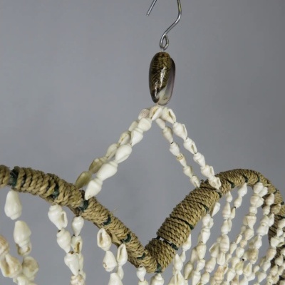 Pendente de Conchas em Forma de Coração