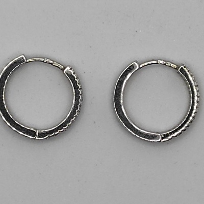 Argolas de prata com zircónias