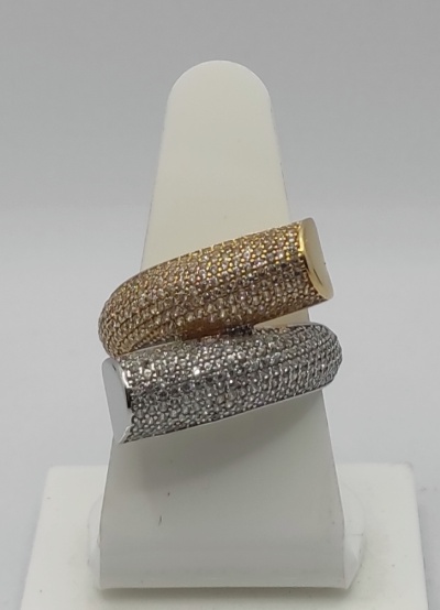 Anel de ouro matizado