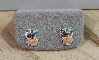 Brincos de prata Hello Kitty