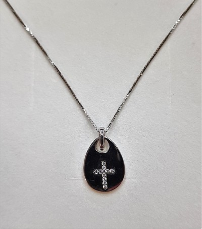 Fio de prata com cruz