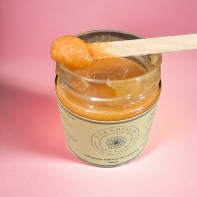 Esfoliante&#x20;Corporal&#x20;Nutritivo&#x20;com&#x20;&#x00F3;leo&#x20;de&#x20;coco