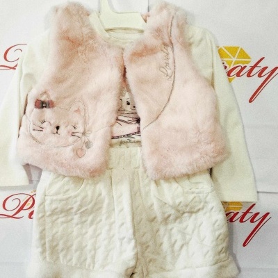 Conjunto de Pelo Amarelo