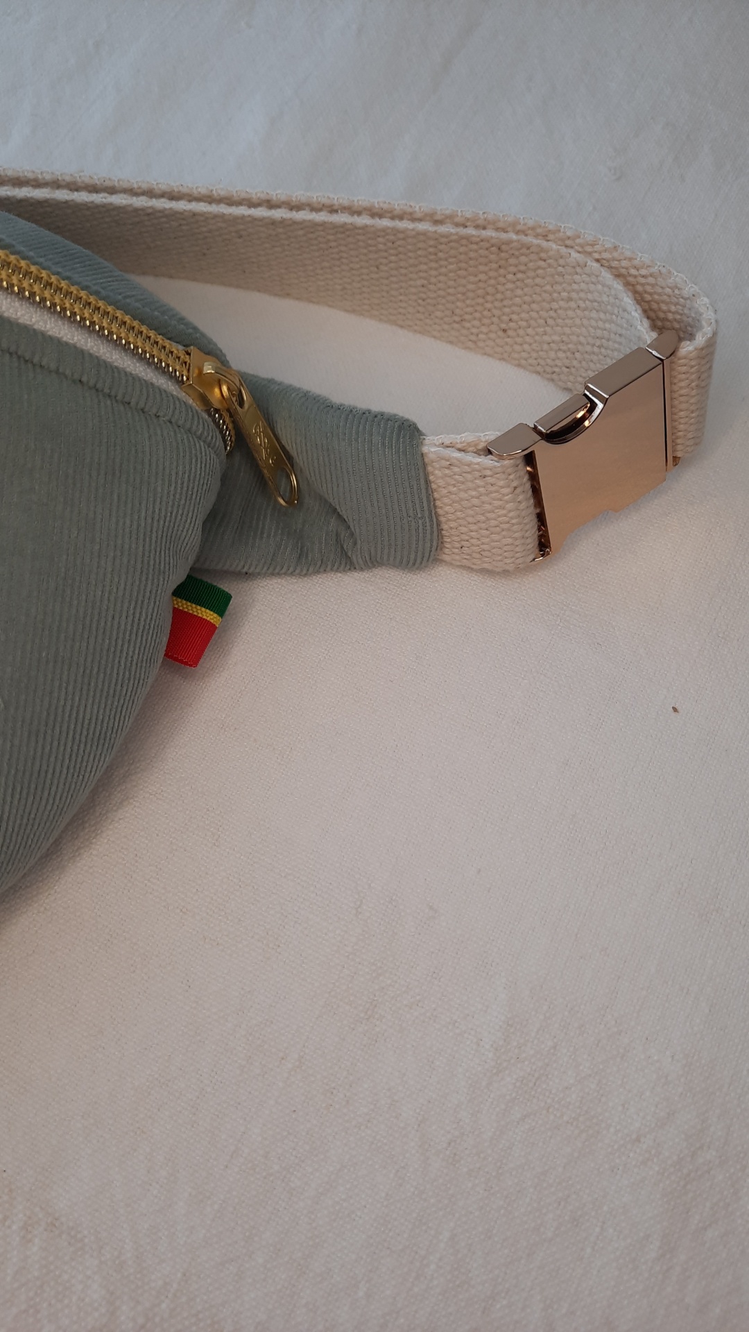 Bolsa de cintura flores verde Bolsa de cintura flores verde