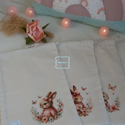 Coelhinha e as suas flores