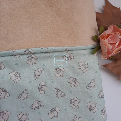 Mantinha em tecido de algodão e coralina