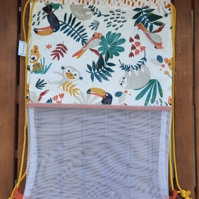 Tucanos fundo branco