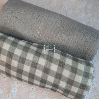 Fralda xadrez cinza e branco