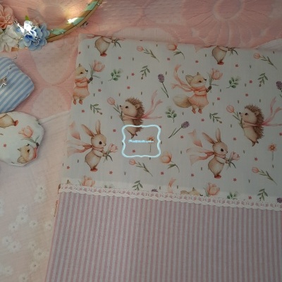 Mantinha Ouriço e coelho