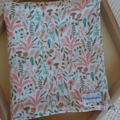 Fralda raminhos rosa