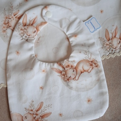 Babete Coelhinho adormecido