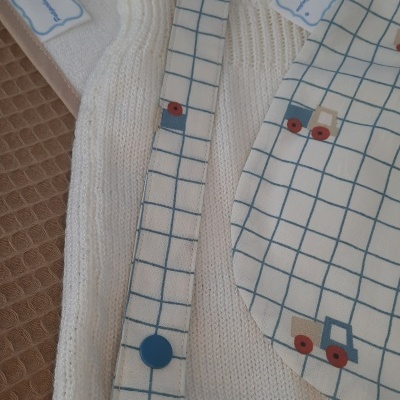 Porta-chupeta Carros