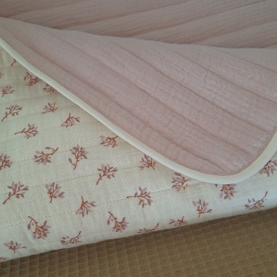 Colcha Raminhos rosa