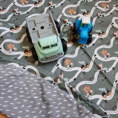 Estradas fundo verde