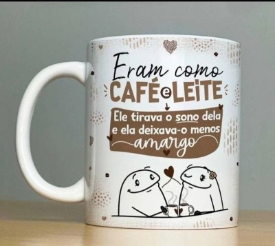 Caneca eram como café e leite