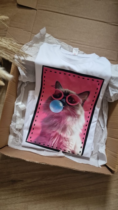 T-shirt Gato Moldura