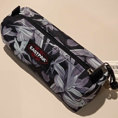 Estojo Eastpak Benchmark Single Black Jungle