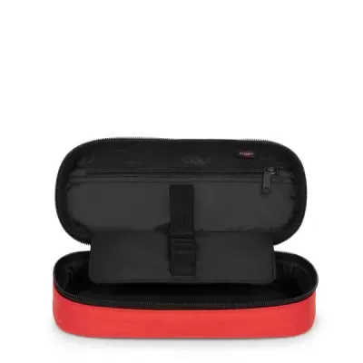 Estojo Eastpak Oval Single Mickey Patch