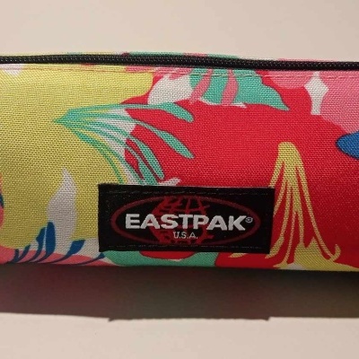 Estojo Eastpak Round Single Alo ha