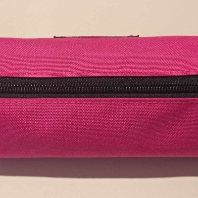 Estojo Eastpak Round Single Lips Pink