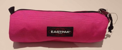Estojo Eastpak Round Single Lips Pink