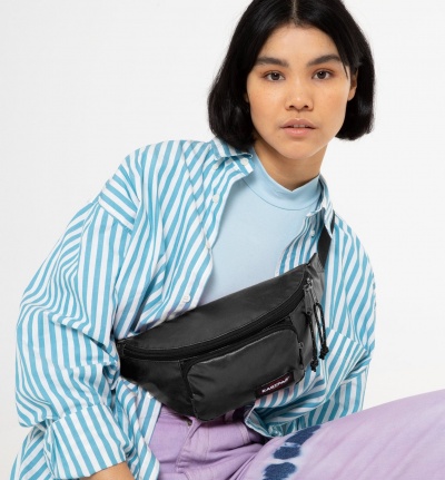 Bolsa Eastpak Page Shine Black