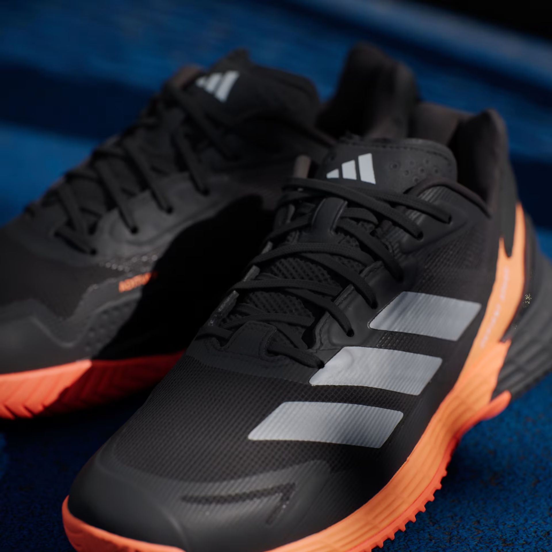 ADIDAS DEFIANT SPEED 2 MEN CORE BLACK/ORANGE SAPATILHAS