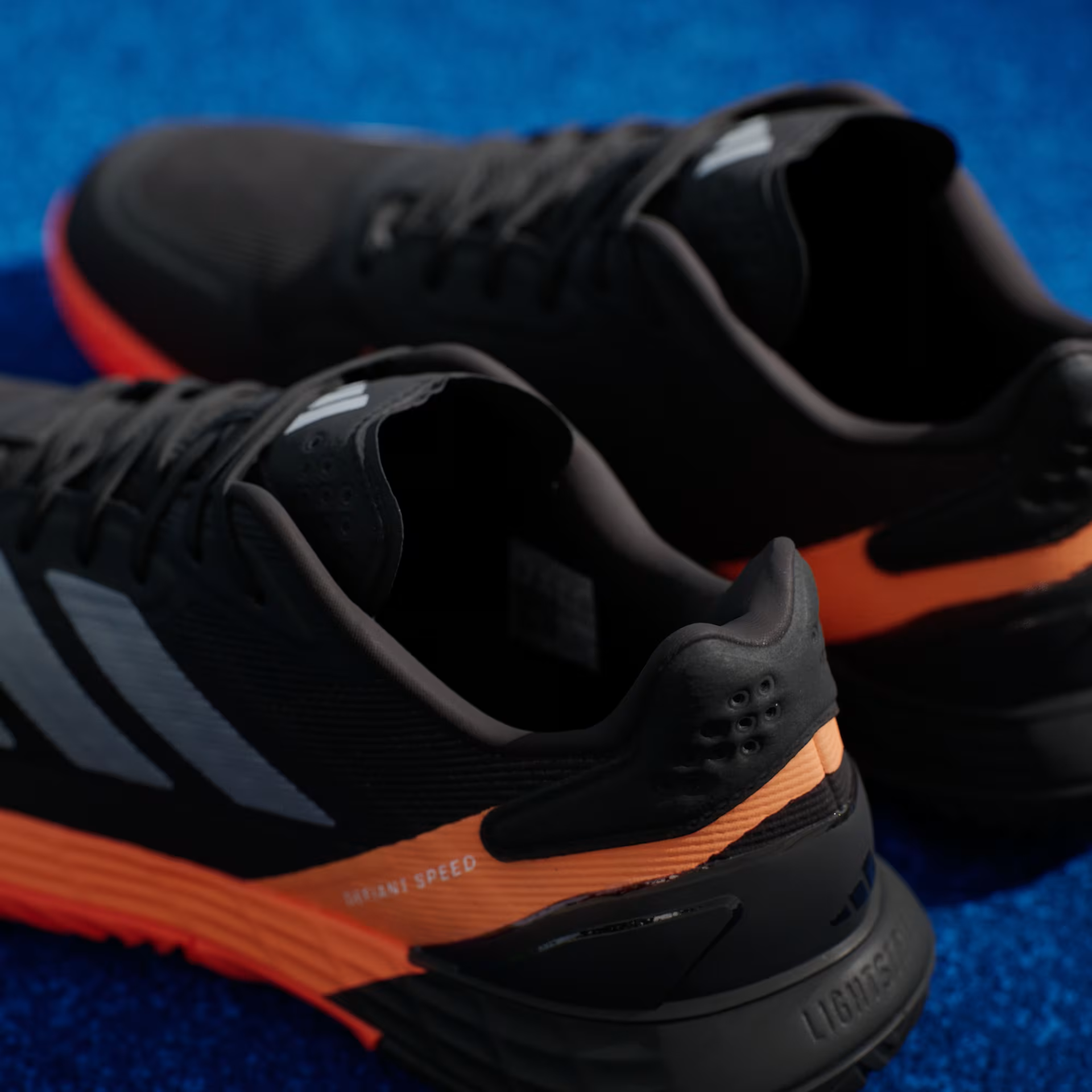 ADIDAS DEFIANT SPEED 2 MEN CORE BLACK/ORANGE SAPATILHAS