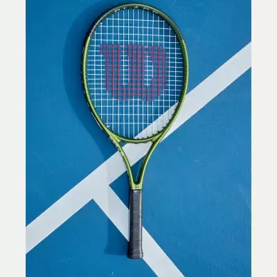 WILSON BLADE FEEL COMP JR 26 Raquete