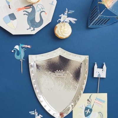 Kit Cupcake Cavaleiros e Dragões