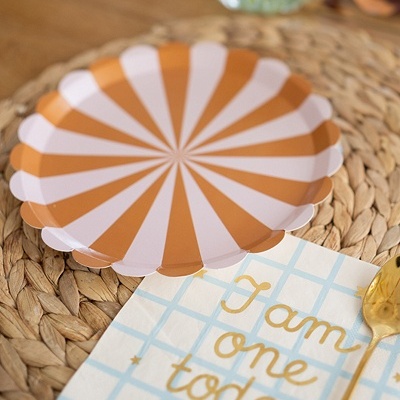 Pratos Candy Riscas Nude