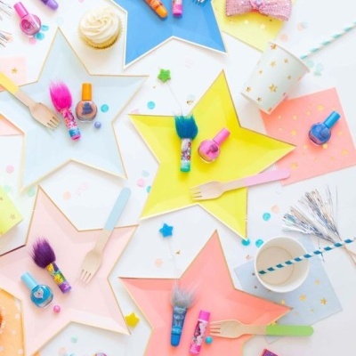 Pratos Estrelas Neon