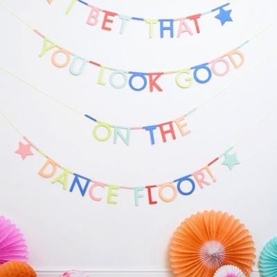 Grinalda Letras Neon